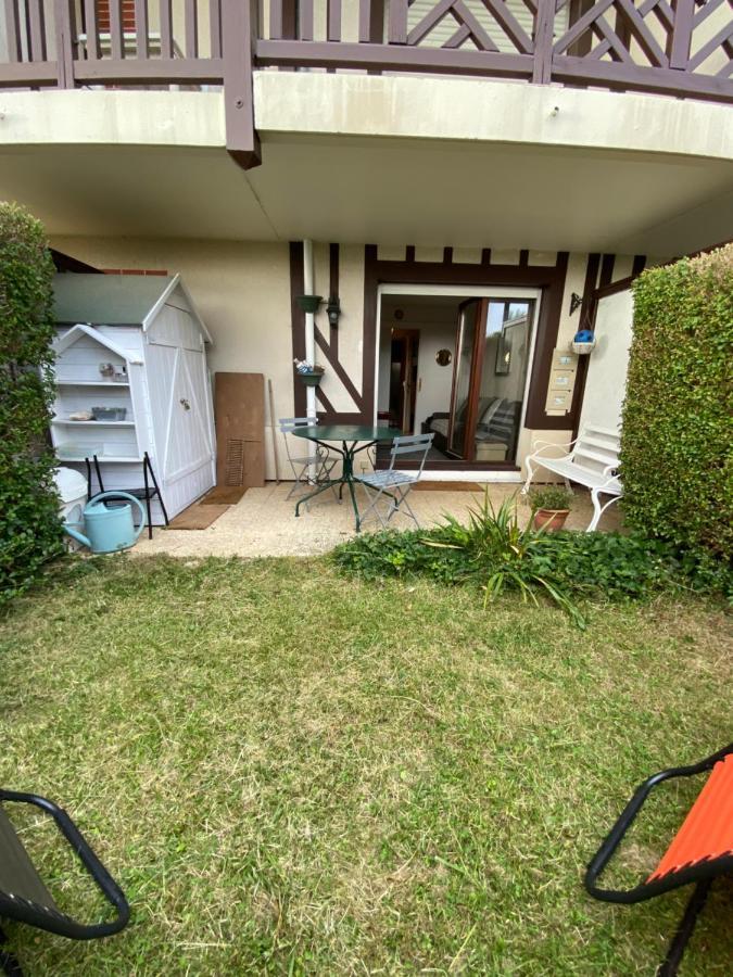 Studio En Rez De Jardin -"Le Petit Nid" A Trouville ภายนอก รูปภาพ