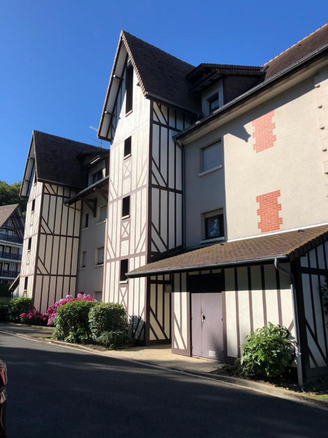 Studio En Rez De Jardin -"Le Petit Nid" A Trouville ภายนอก รูปภาพ