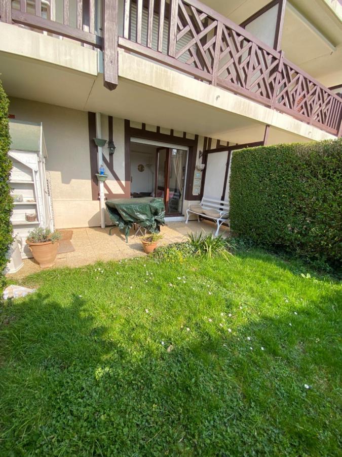 Studio En Rez De Jardin -"Le Petit Nid" A Trouville ภายนอก รูปภาพ