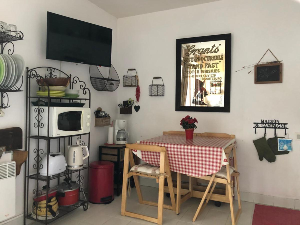 Studio En Rez De Jardin -"Le Petit Nid" A Trouville ภายนอก รูปภาพ